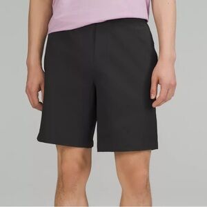 Lululemon New Venture Classic Fit Short
